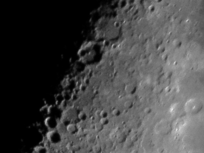 Mond 1:1 Ausschnitt