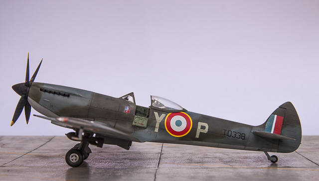 Supermarine Spitfire Mk.XVI